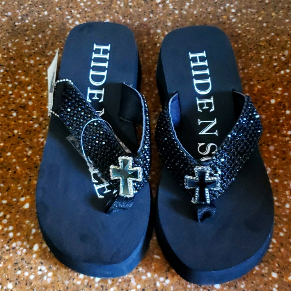 Brand New Hide & Sole Sandals with Black Rhinestones and Cross Size 9/10